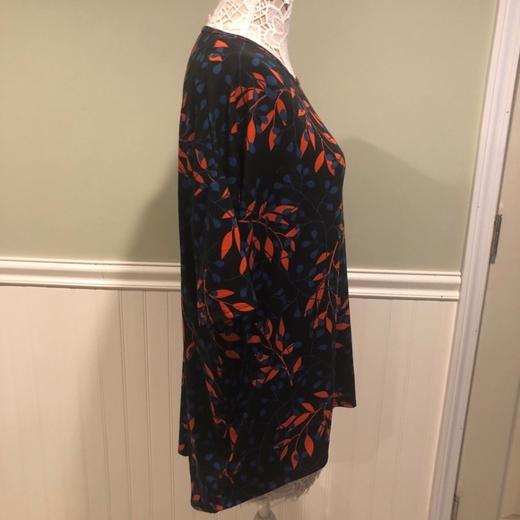 TWO! LuLaRoe Hi-Lo Patterned Irma Tunic Tops, NWOT - Picture 5 of 8